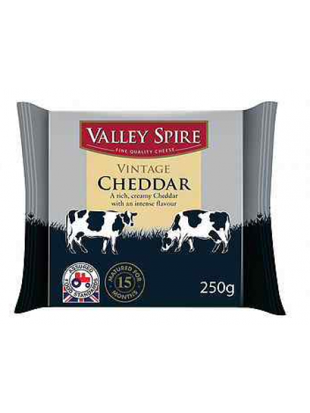 Сыр Valley Spire Vintage Cheddar 200г  15 месяцев